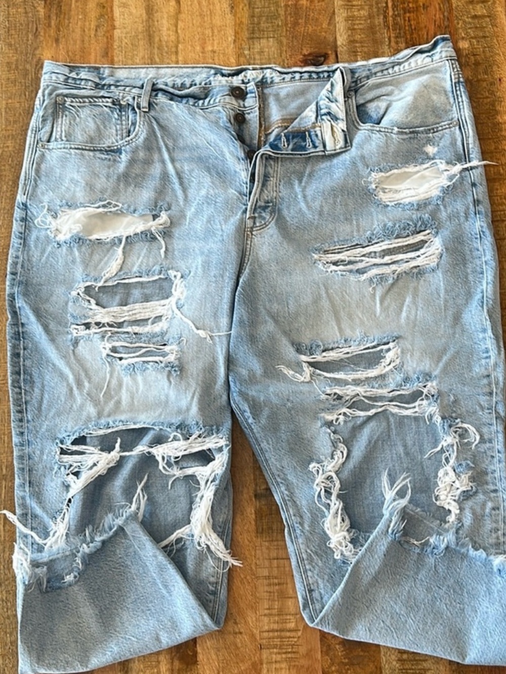 American Eagle Outfitters Light Blue Jeans